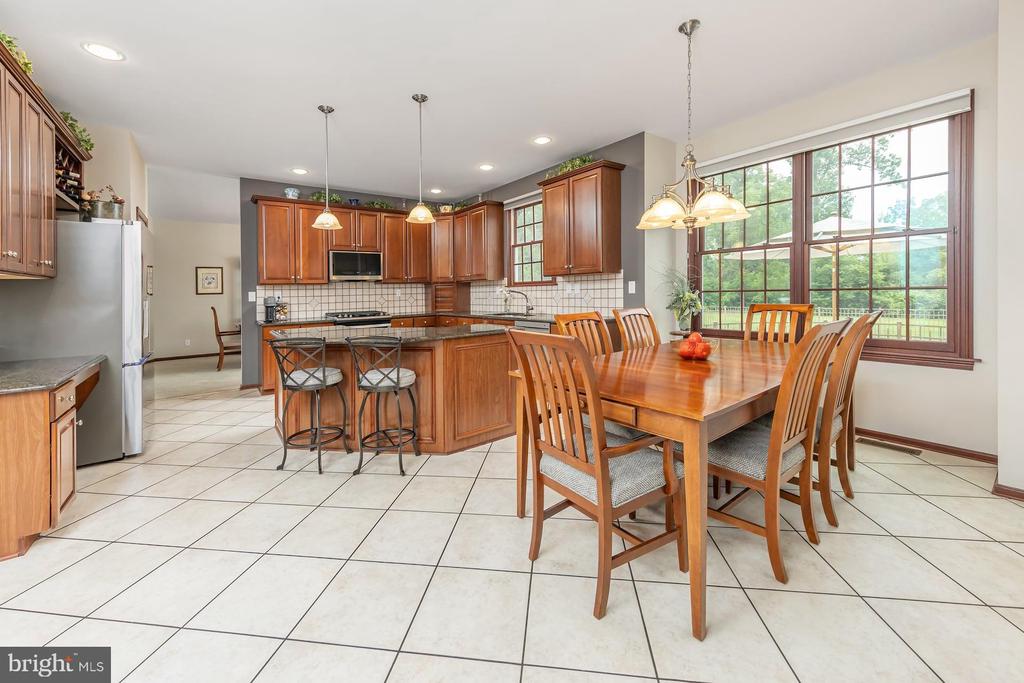 11 TURTLE CREEK DRIVE