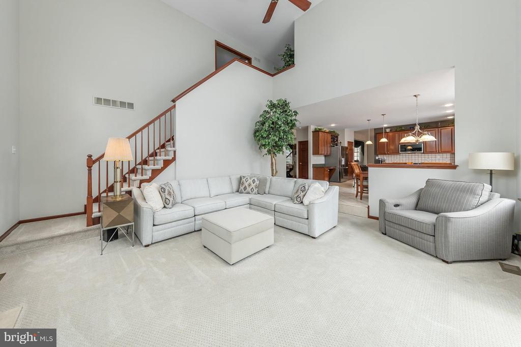 11 TURTLE CREEK DRIVE