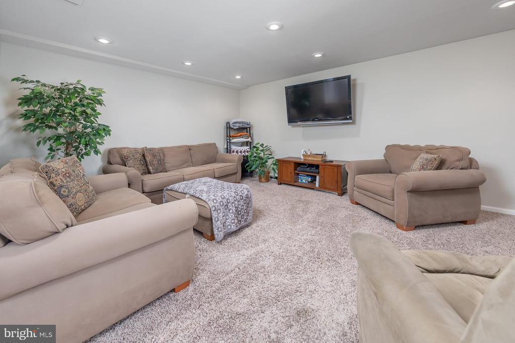 304 DAVID COURT