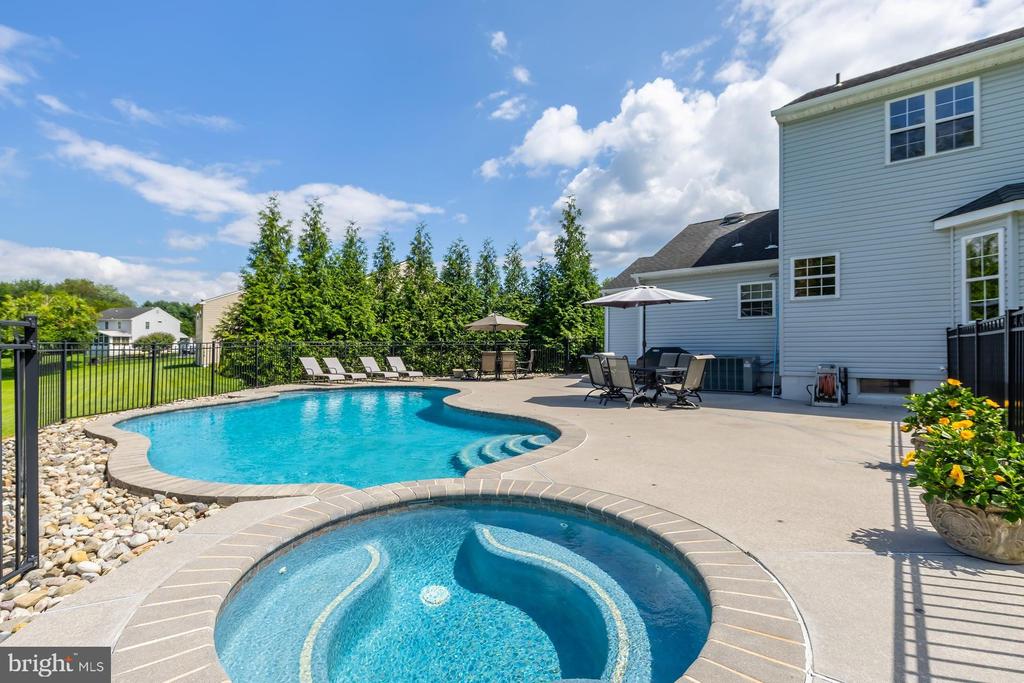 304 DAVID COURT