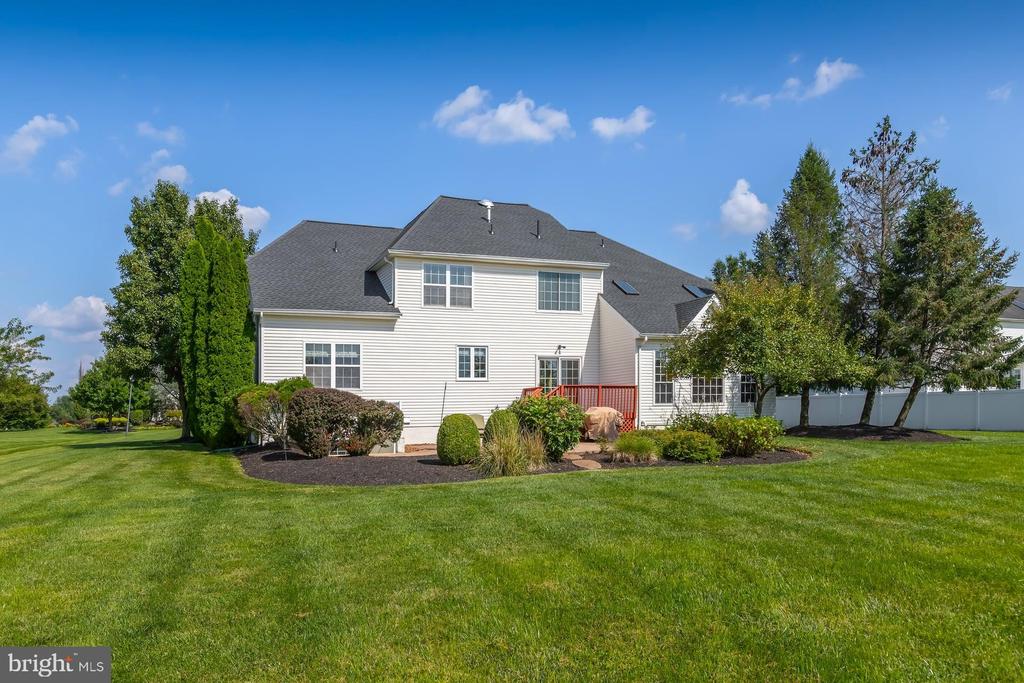 1104 JASMINE COURT