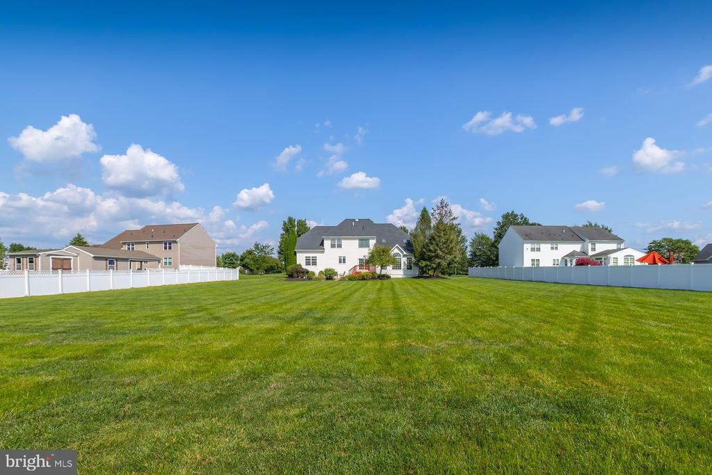 1104 JASMINE COURT
