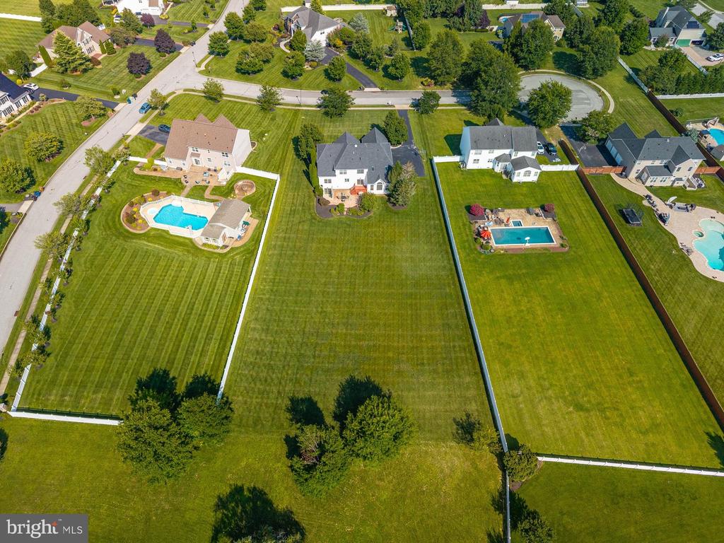 1104 JASMINE COURT