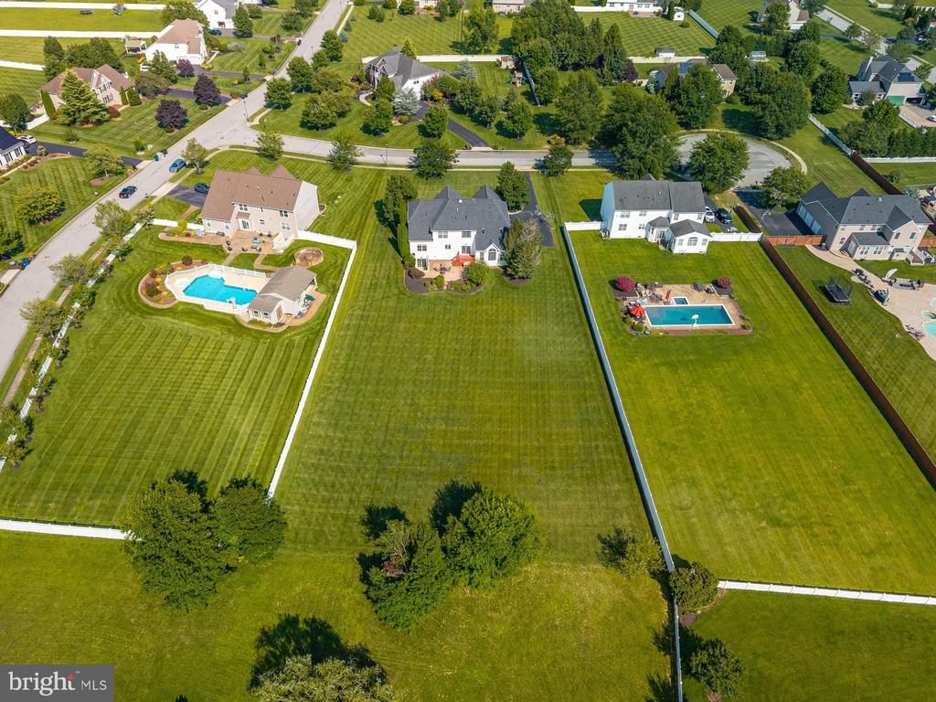 1104 JASMINE COURT