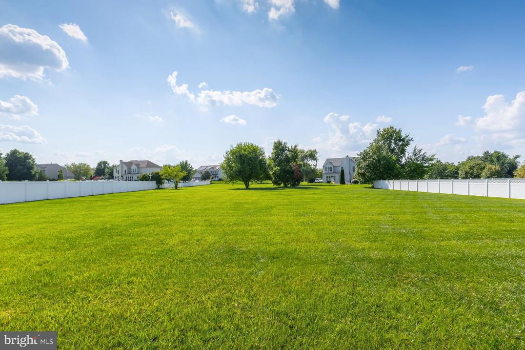 1104 JASMINE COURT
