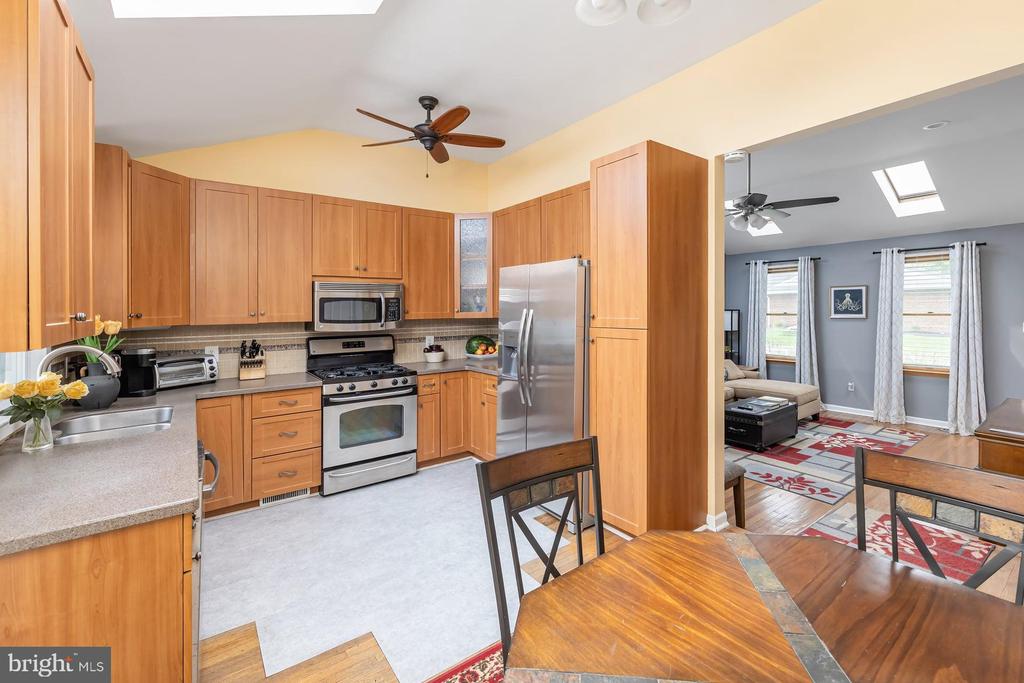30 BUDD BOULEVARD
