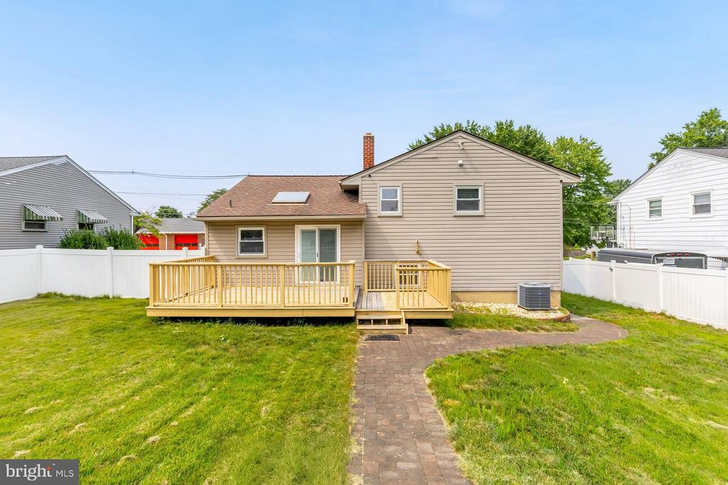 30 BUDD BOULEVARD