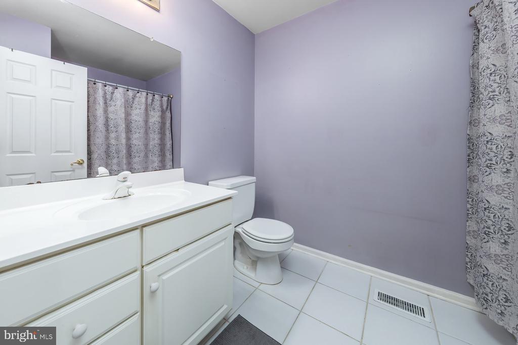 317 CHICKORY TRAIL