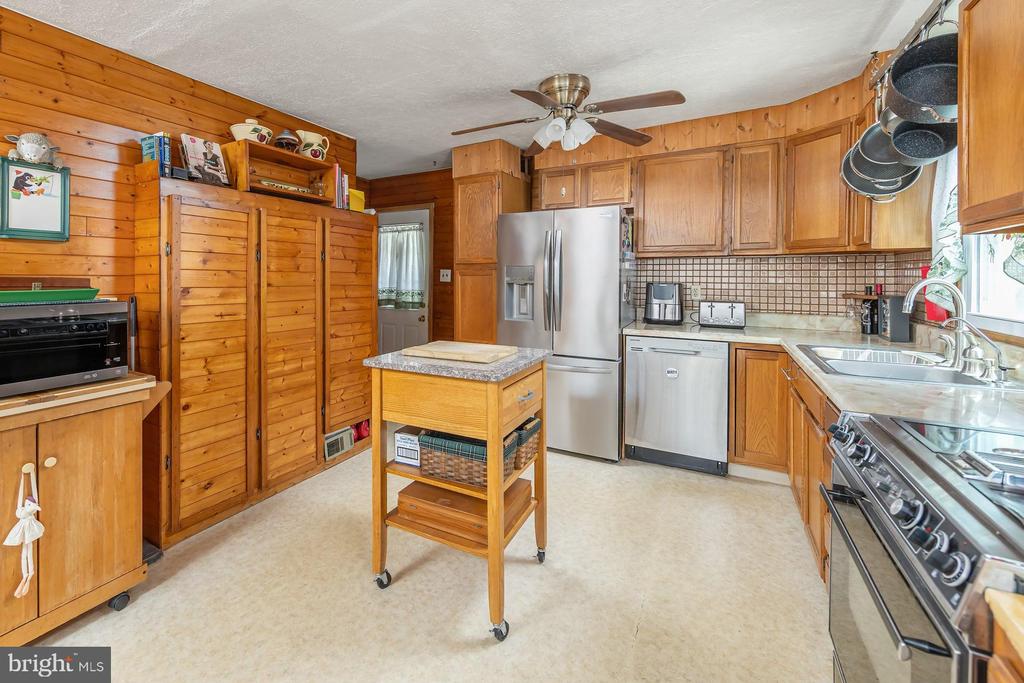 432 MULLICA HILL ROAD
