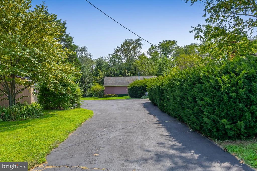 432 MULLICA HILL ROAD