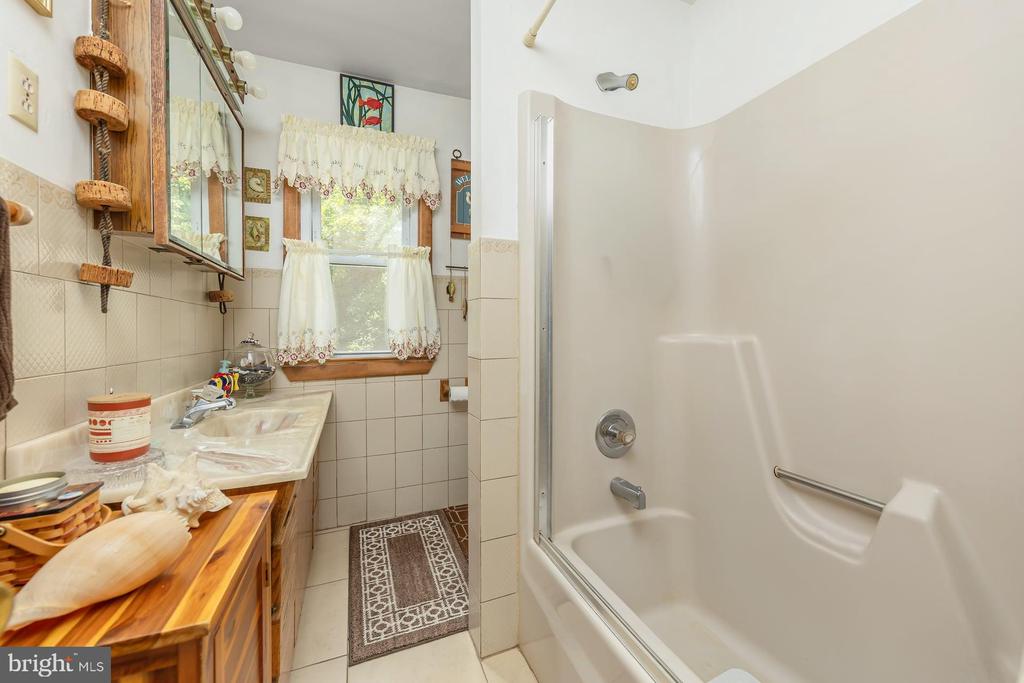 432 MULLICA HILL ROAD