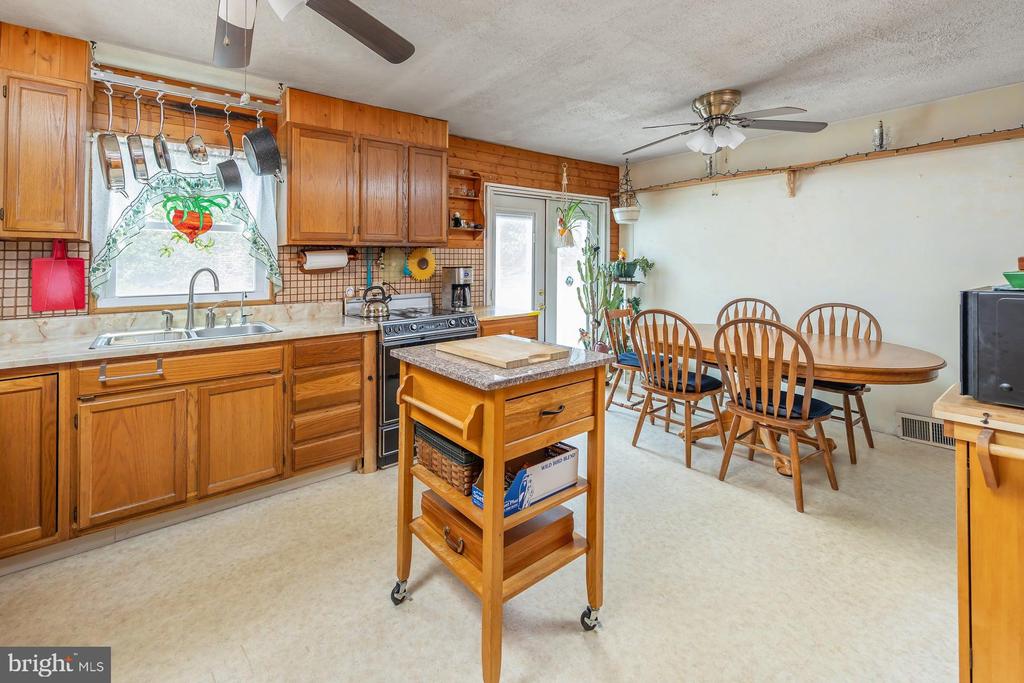 432 MULLICA HILL ROAD