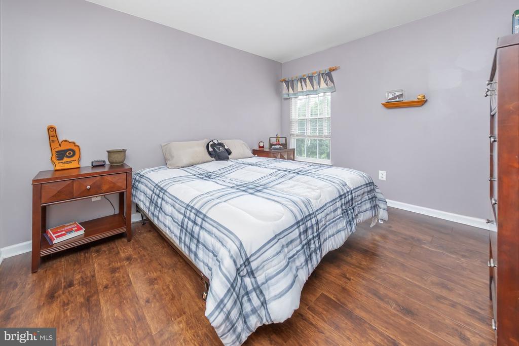 202 SHETLAND COURT
