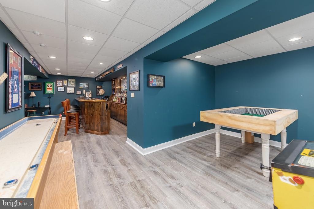 202 SHETLAND COURT