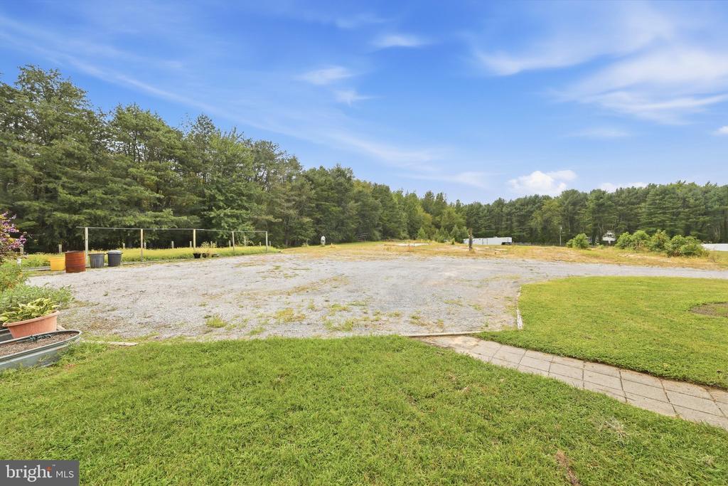 405 RICHWOOD ROAD