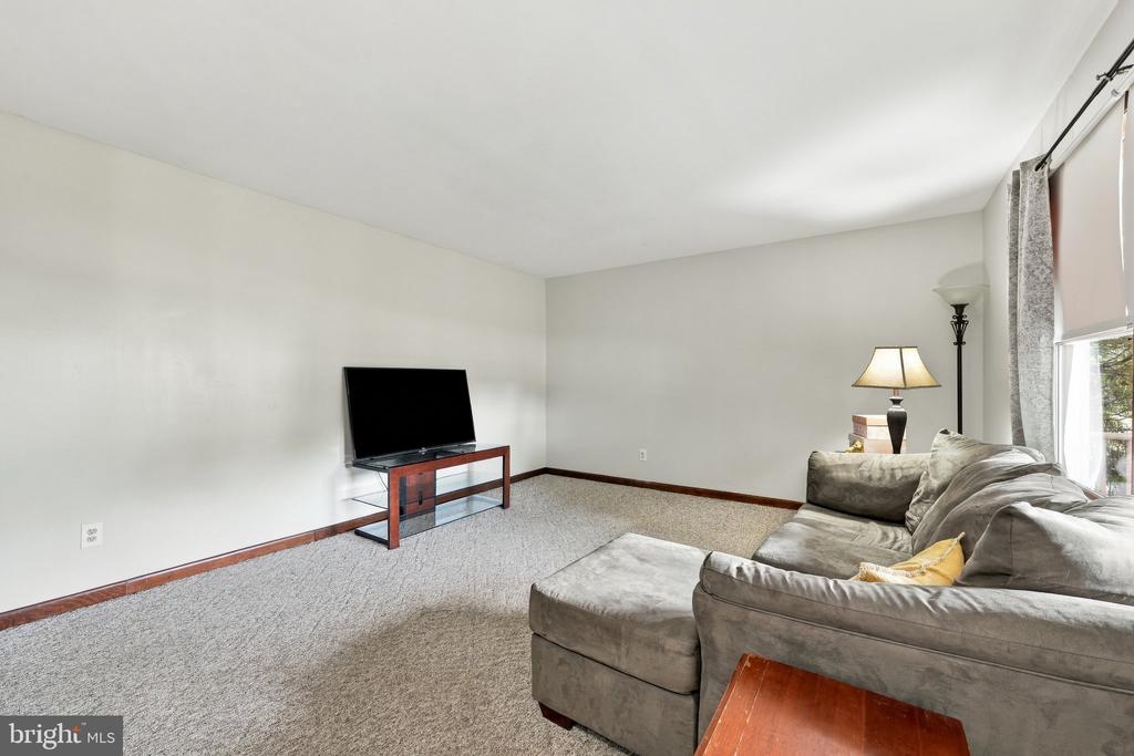 405 RICHWOOD ROAD