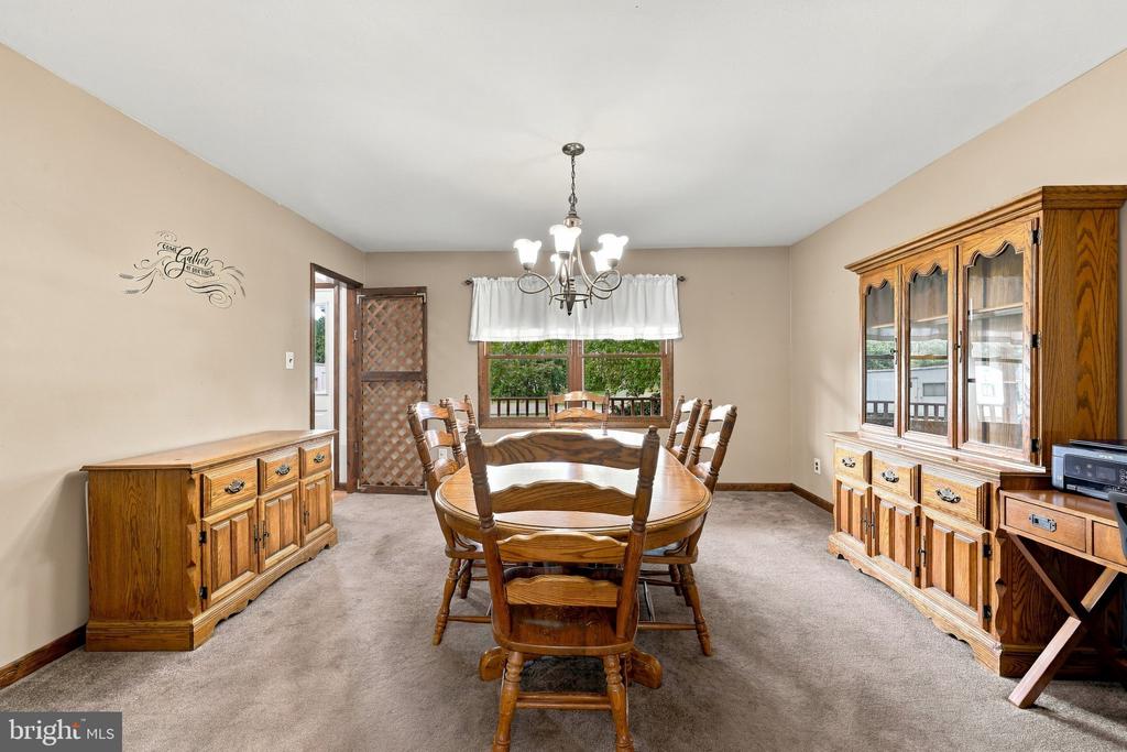 405 RICHWOOD ROAD