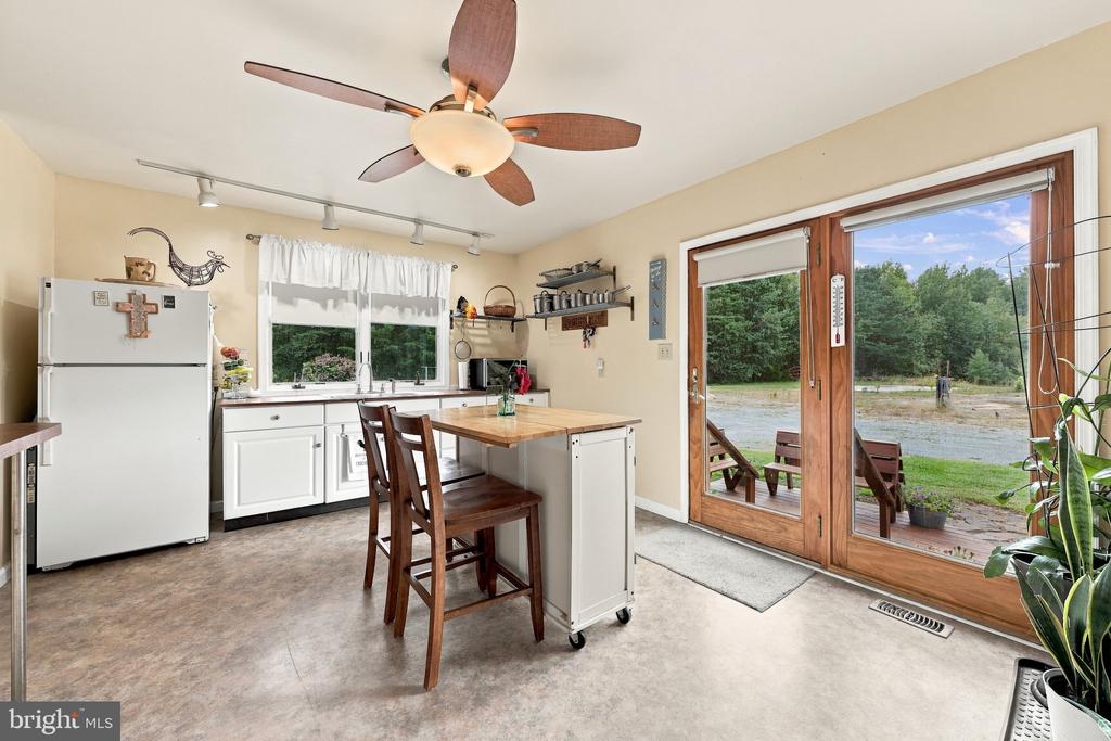 405 RICHWOOD ROAD