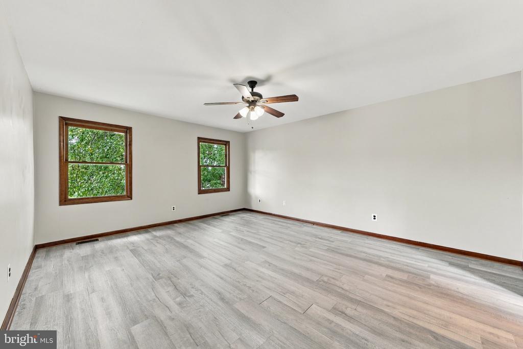 405 RICHWOOD ROAD