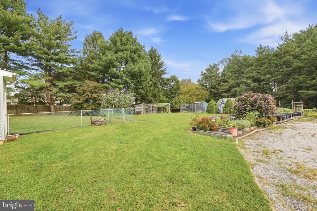405 RICHWOOD ROAD