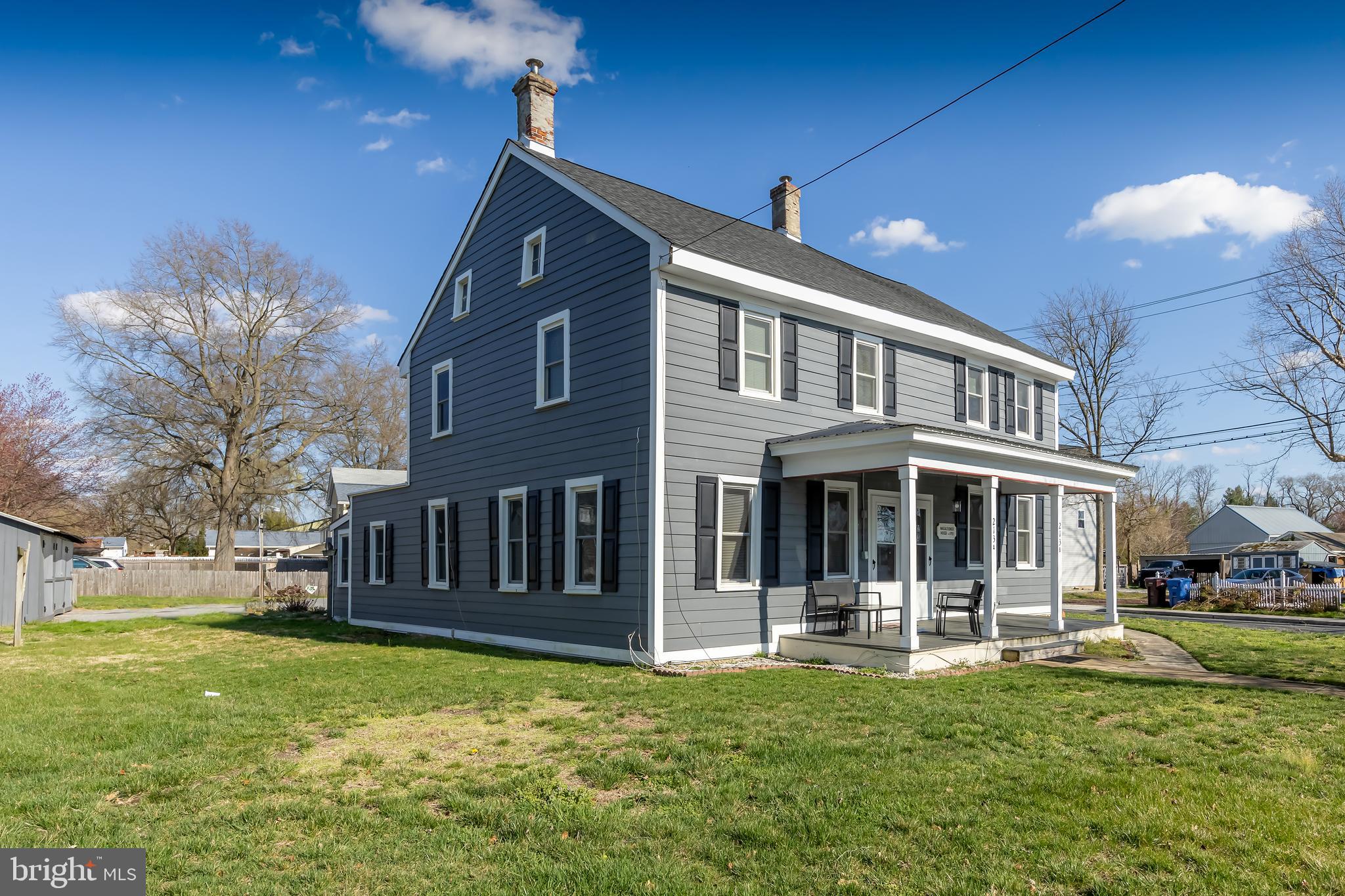 213 S Main St