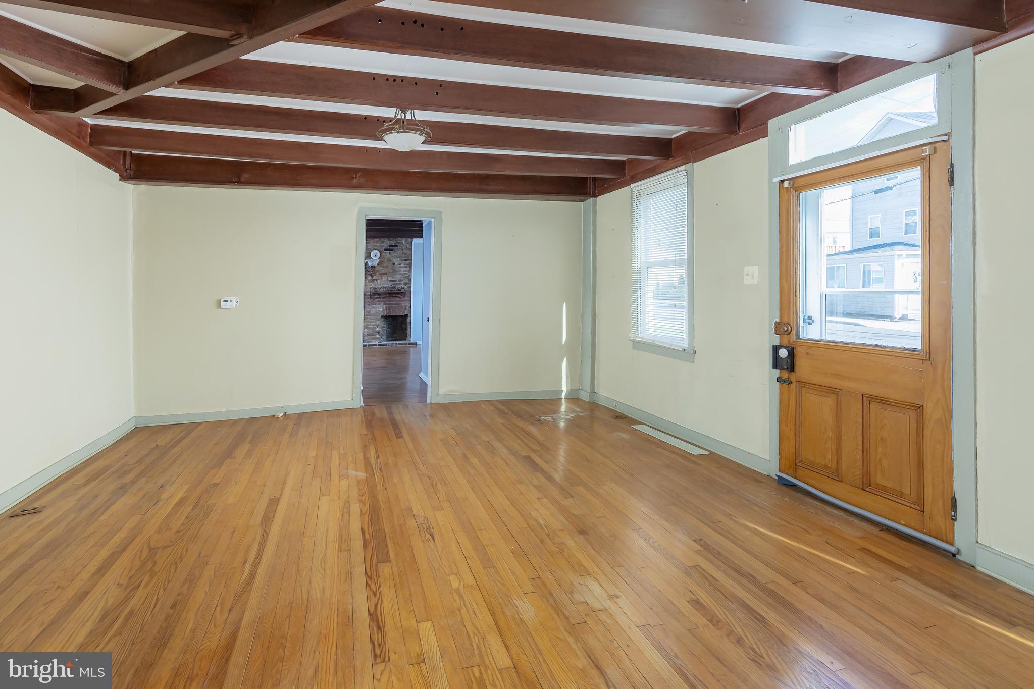 213 S Main St
