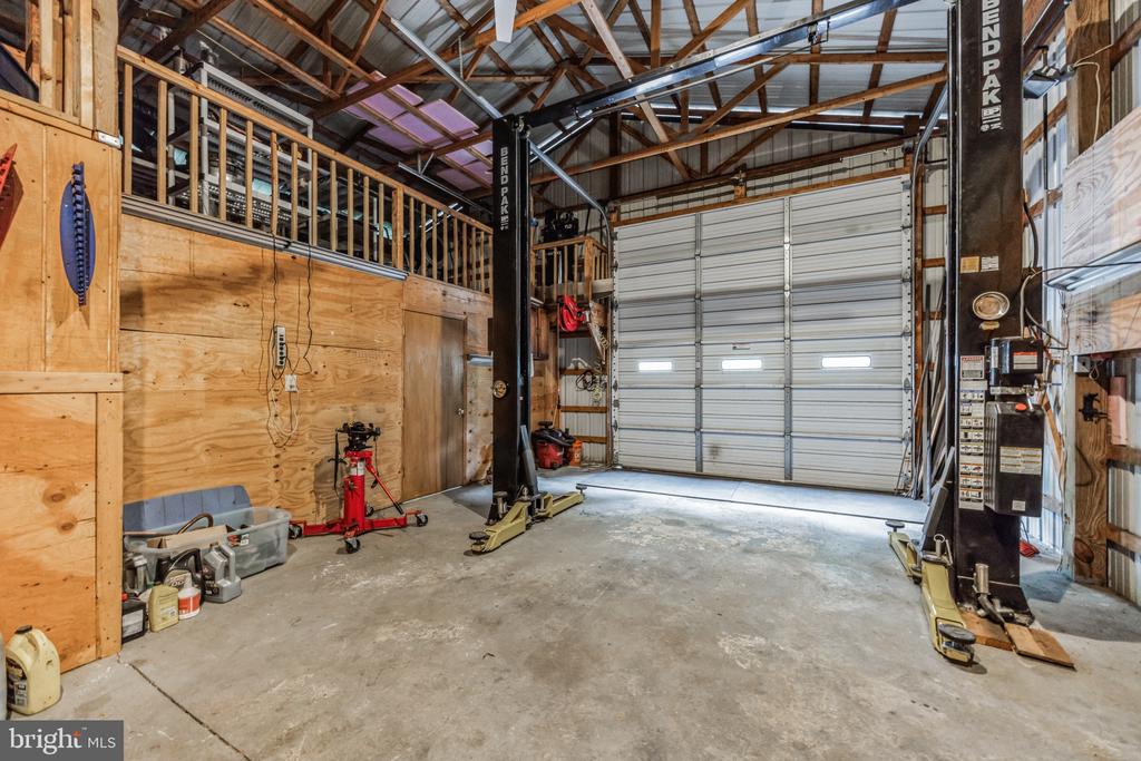 10 FORSYTHIA LANE