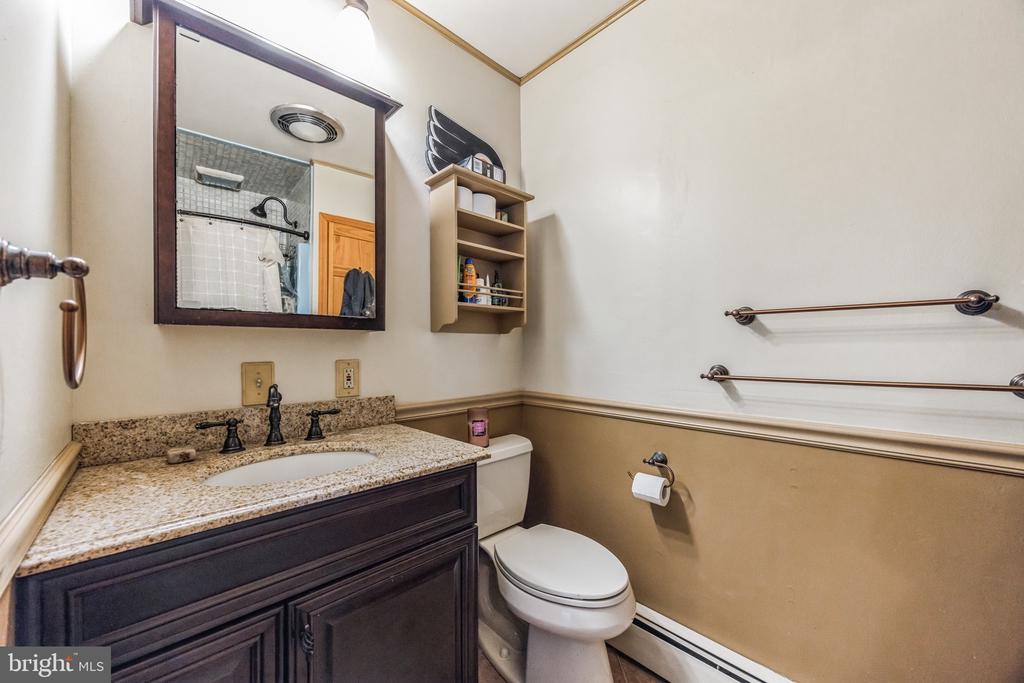 10 FORSYTHIA LANE