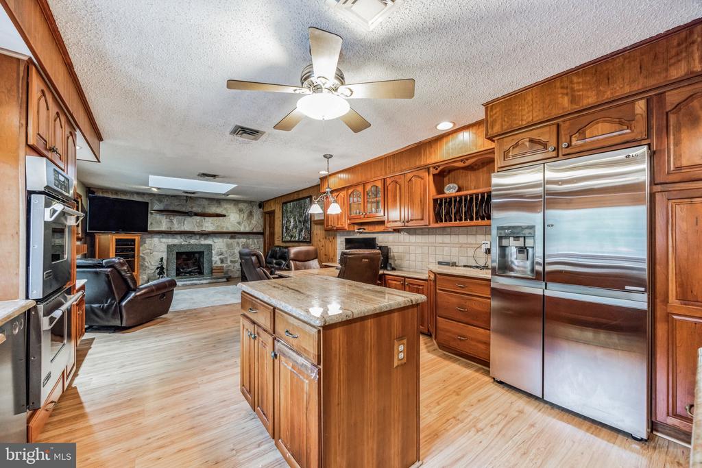 10 FORSYTHIA LANE