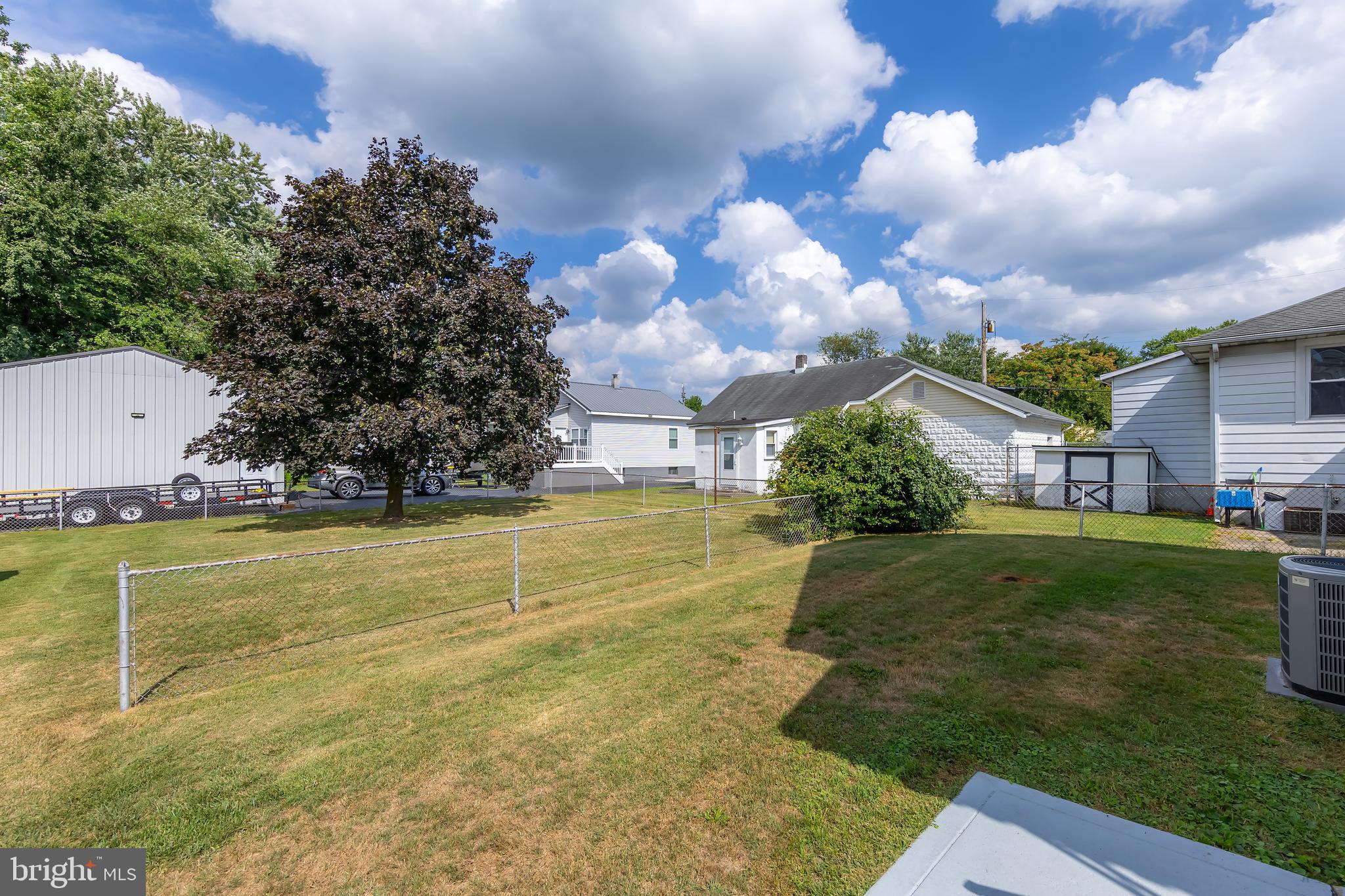 215 E Main St