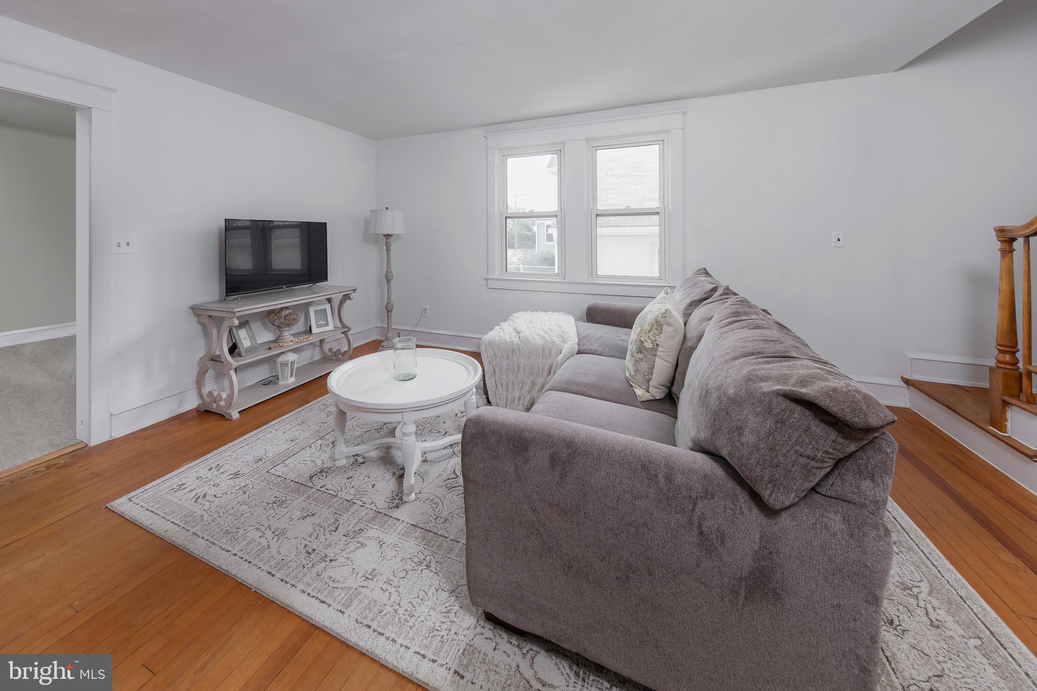 215 E Main St