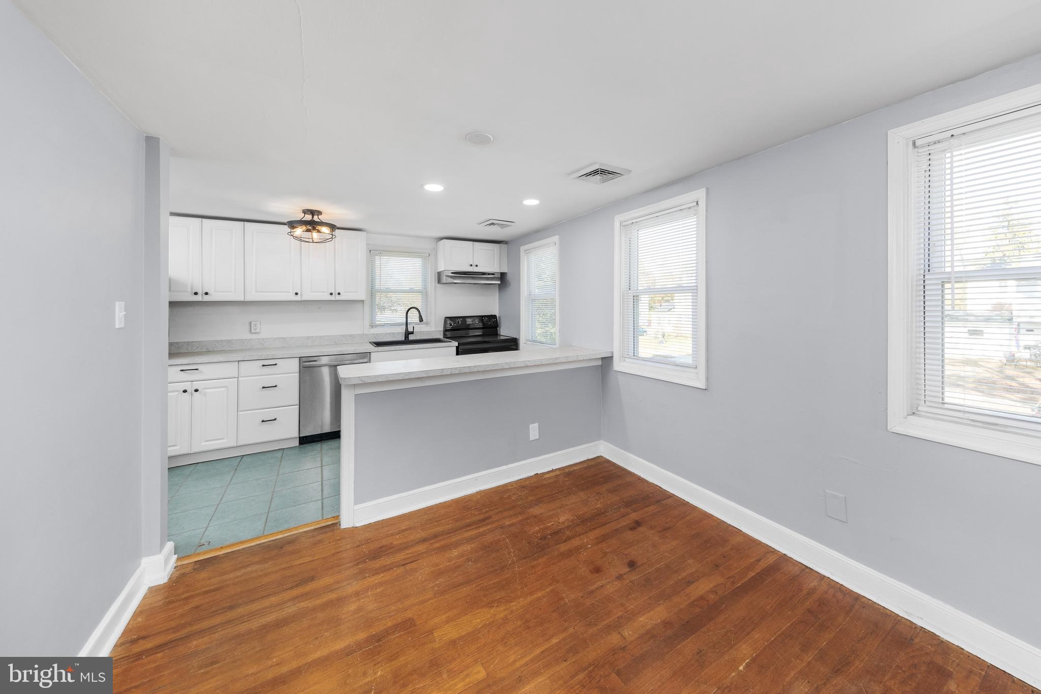34 W GRANT STREET B