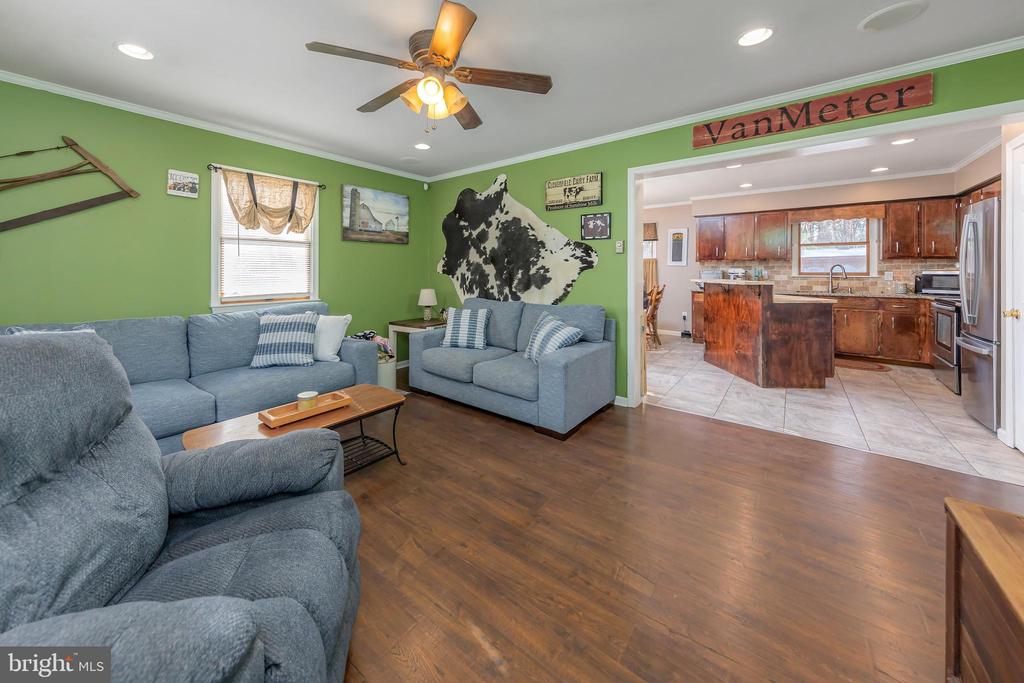 163 Telegraph Rd