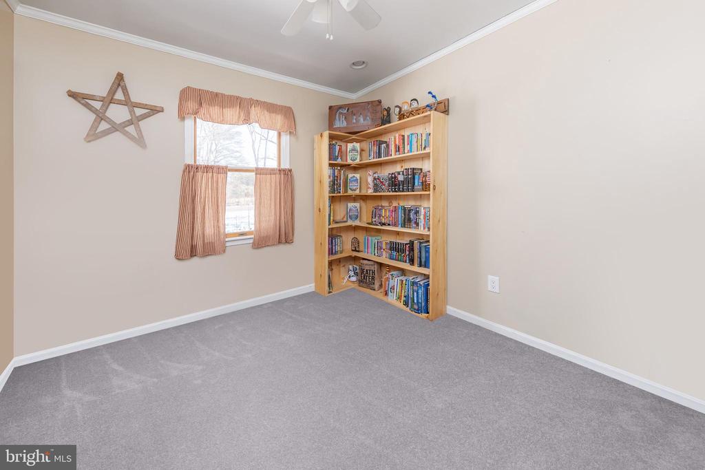 163 Telegraph Rd