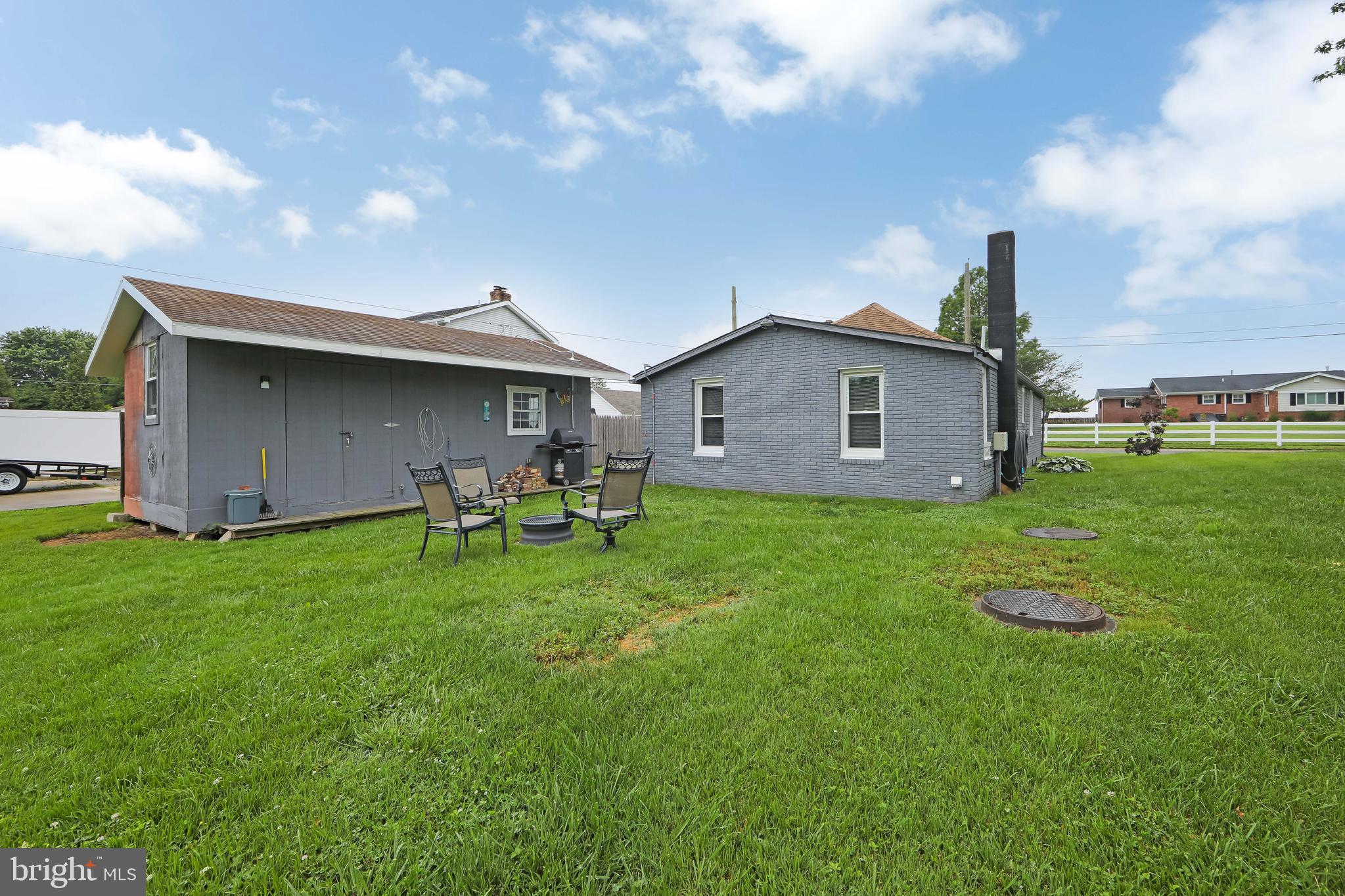 10 South Locust Avenue