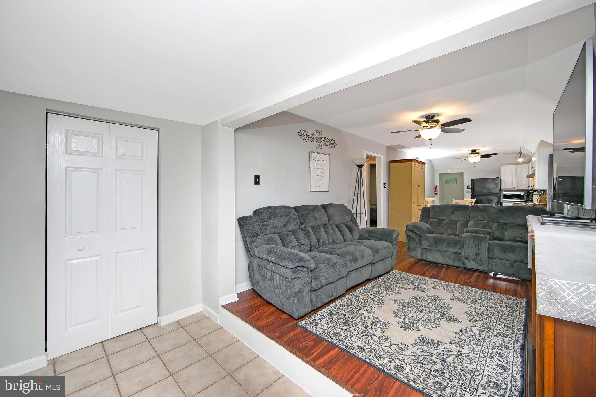 10 South Locust Avenue