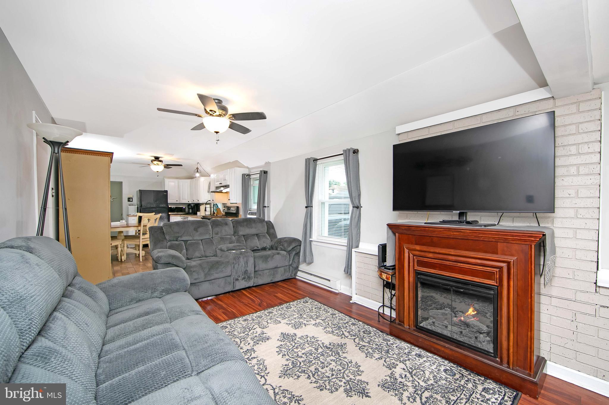 10 South Locust Avenue