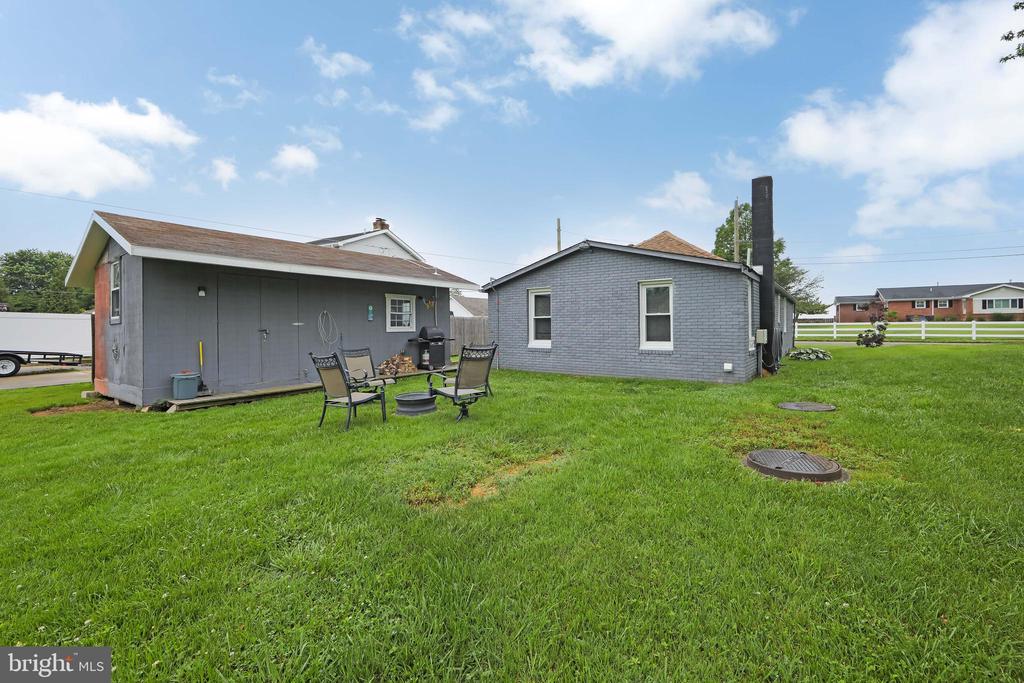 10 South Locust Avenue