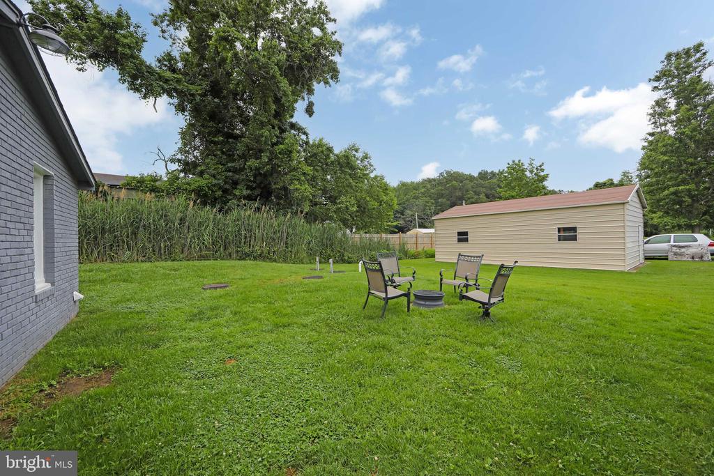10 South Locust Avenue