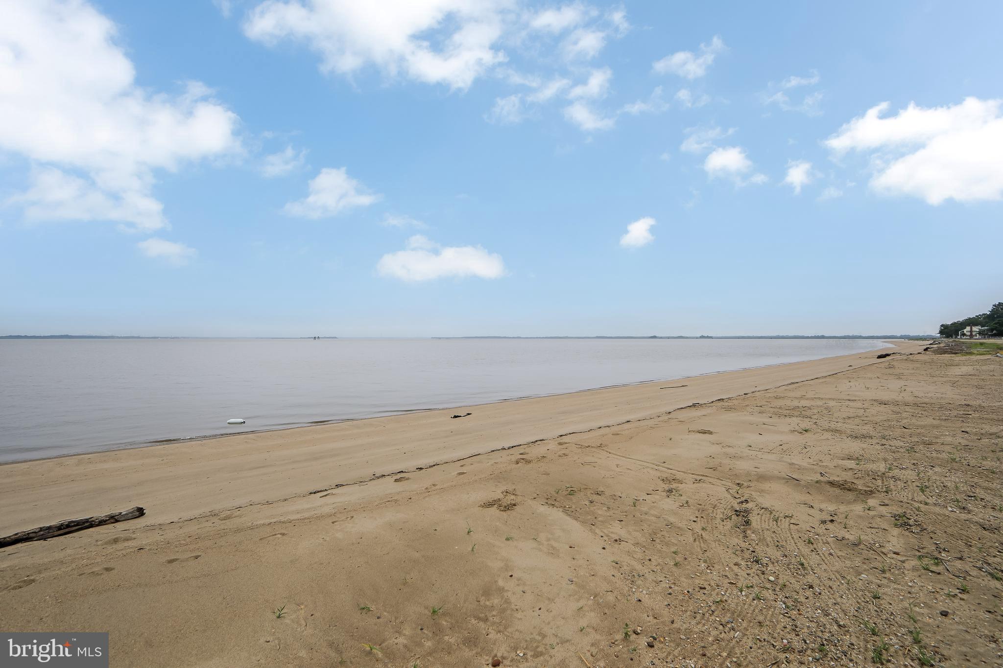 10 South Locust Avenue