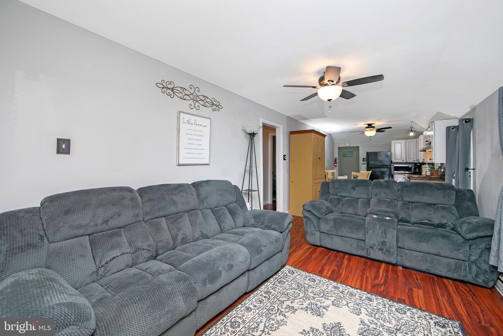 10 South Locust Avenue