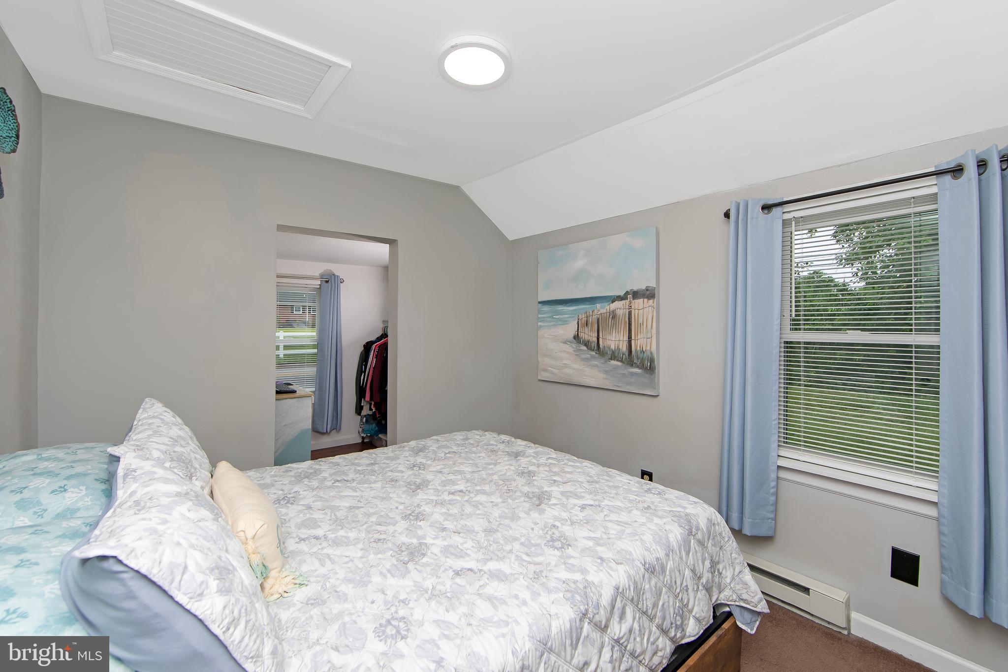 10 South Locust Avenue