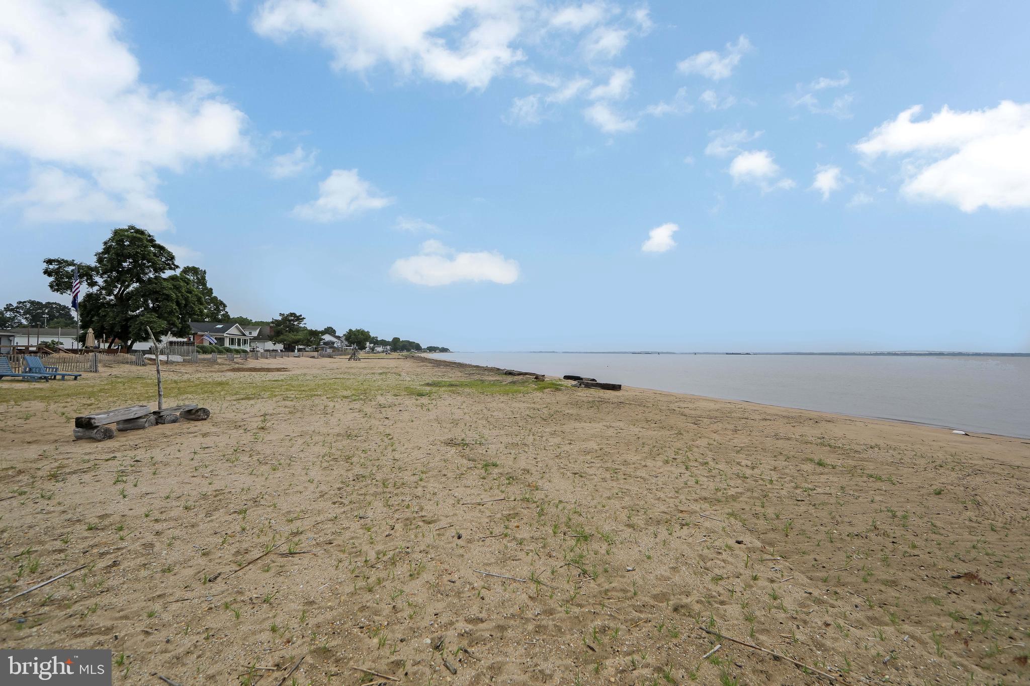 10 South Locust Avenue