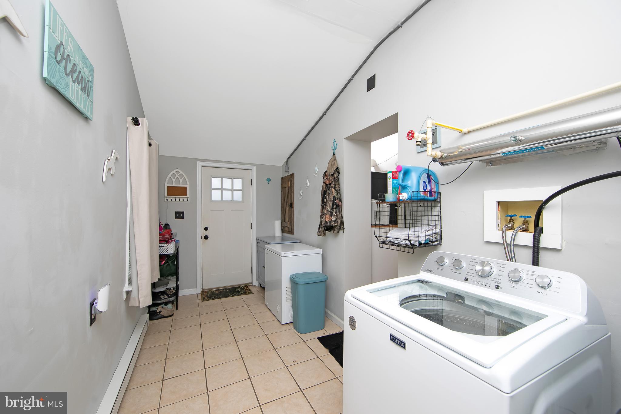 10 South Locust Avenue