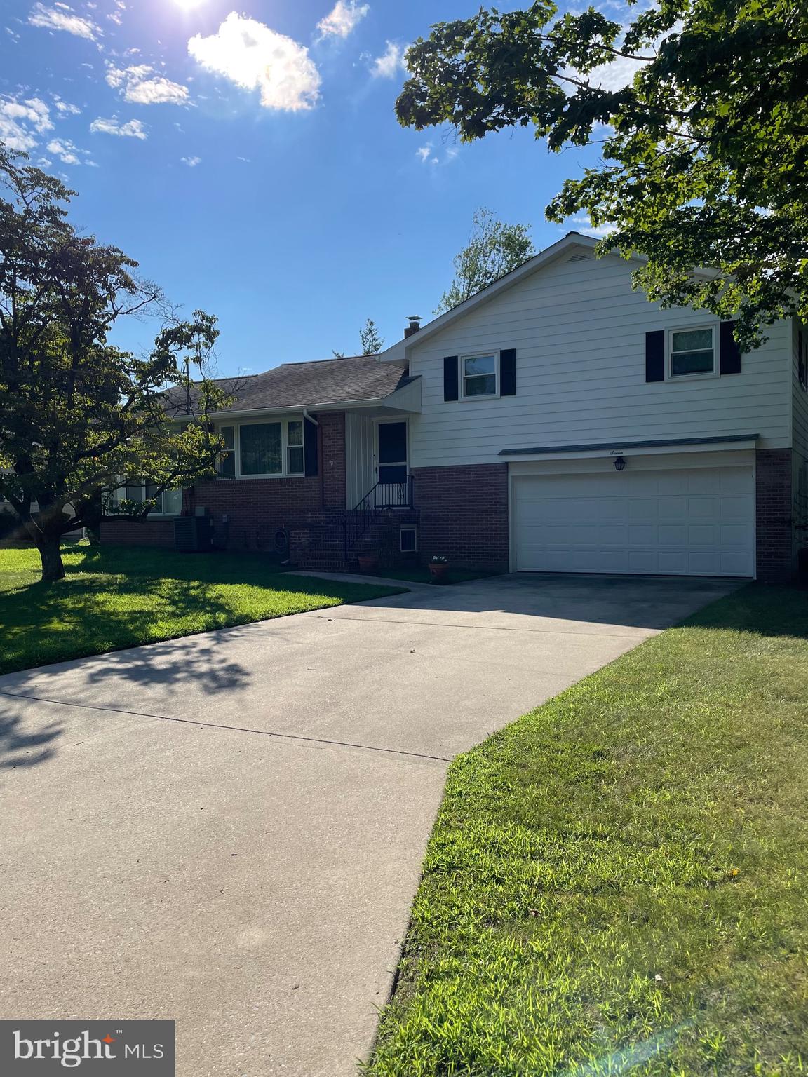 7 DELAWARE DRIVE