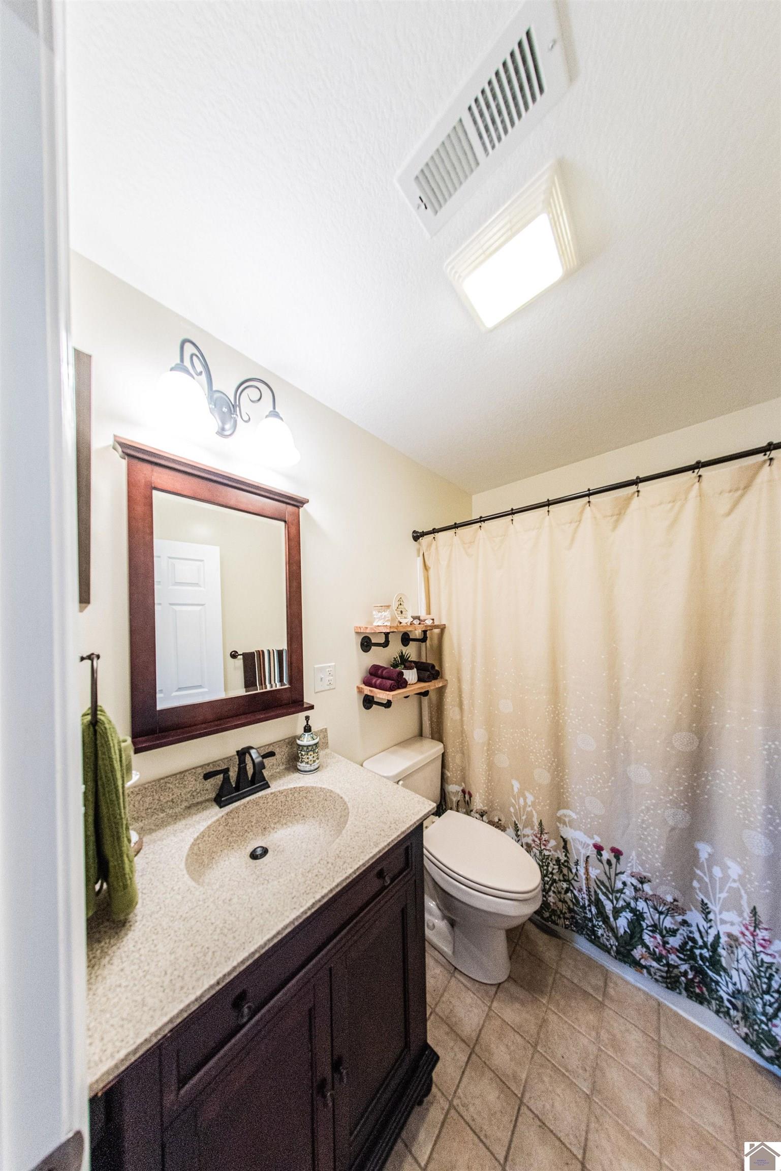 93 Knox Dr