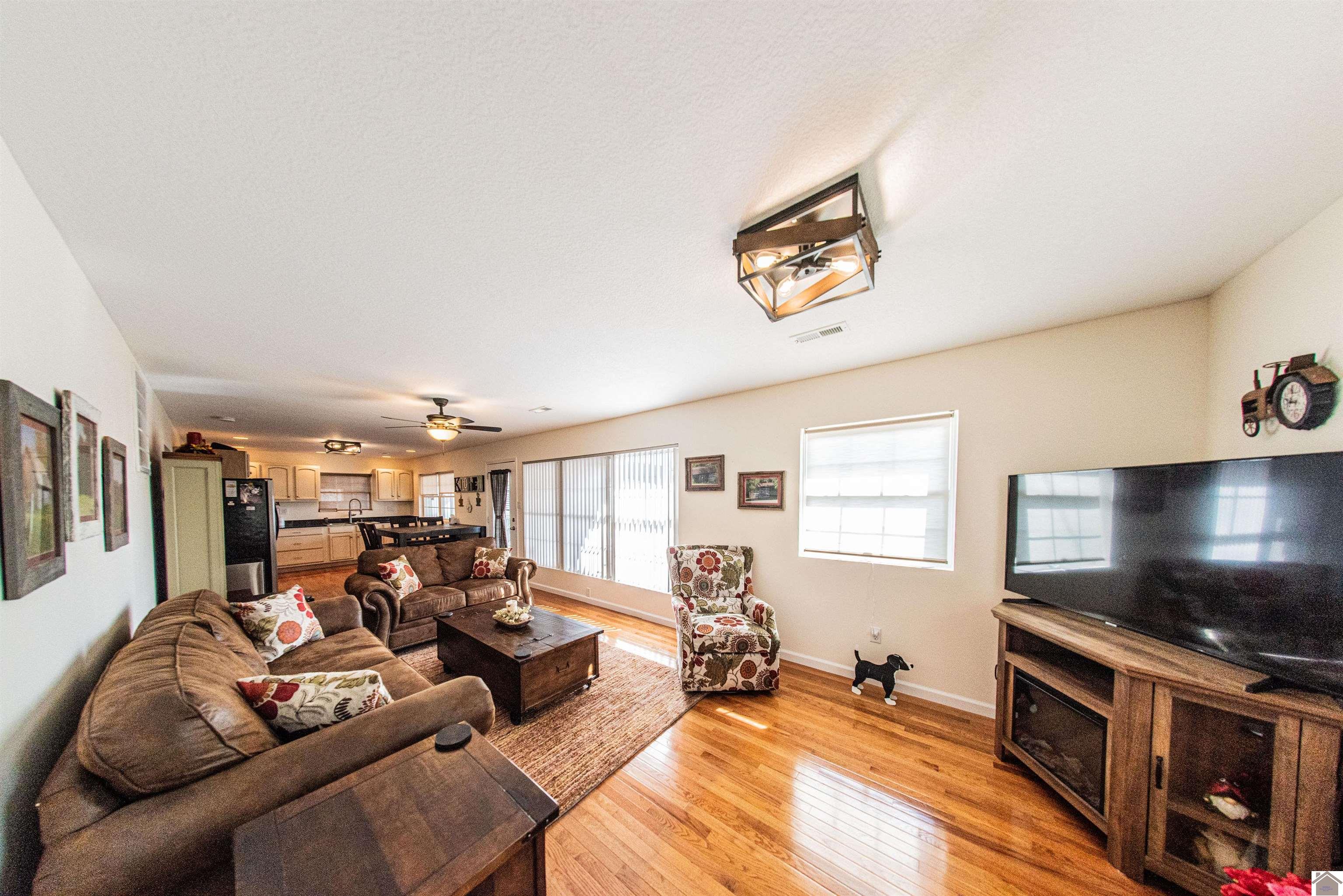 93 Knox Dr