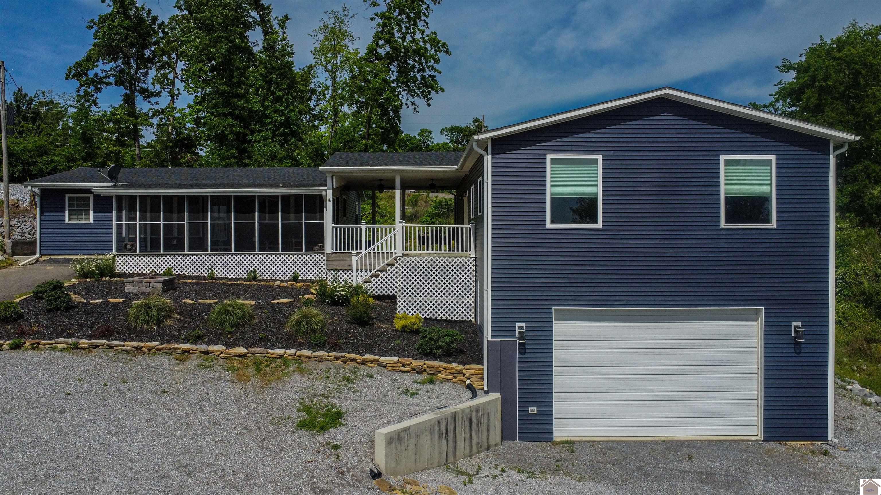 93 Knox Dr