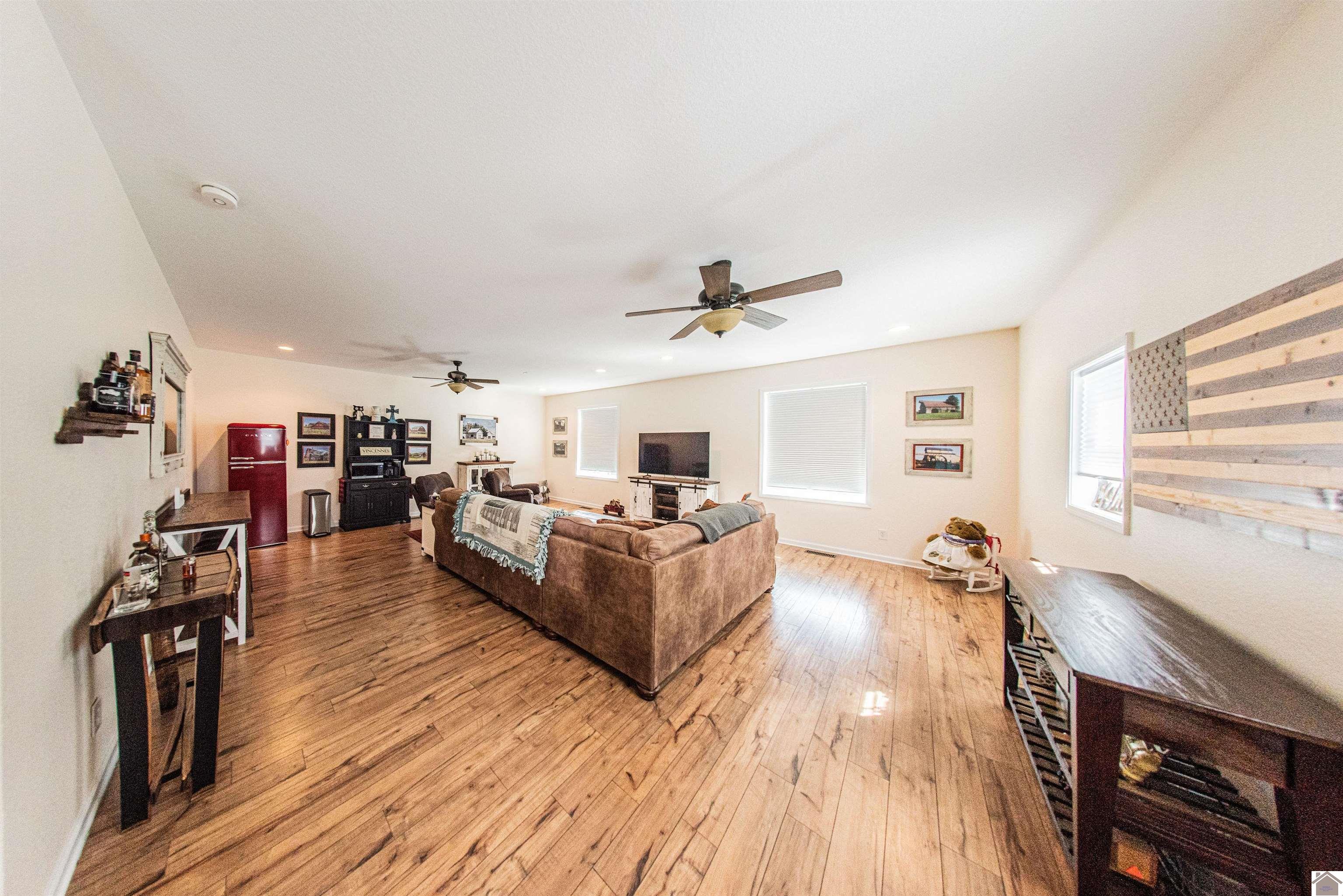 93 Knox Dr