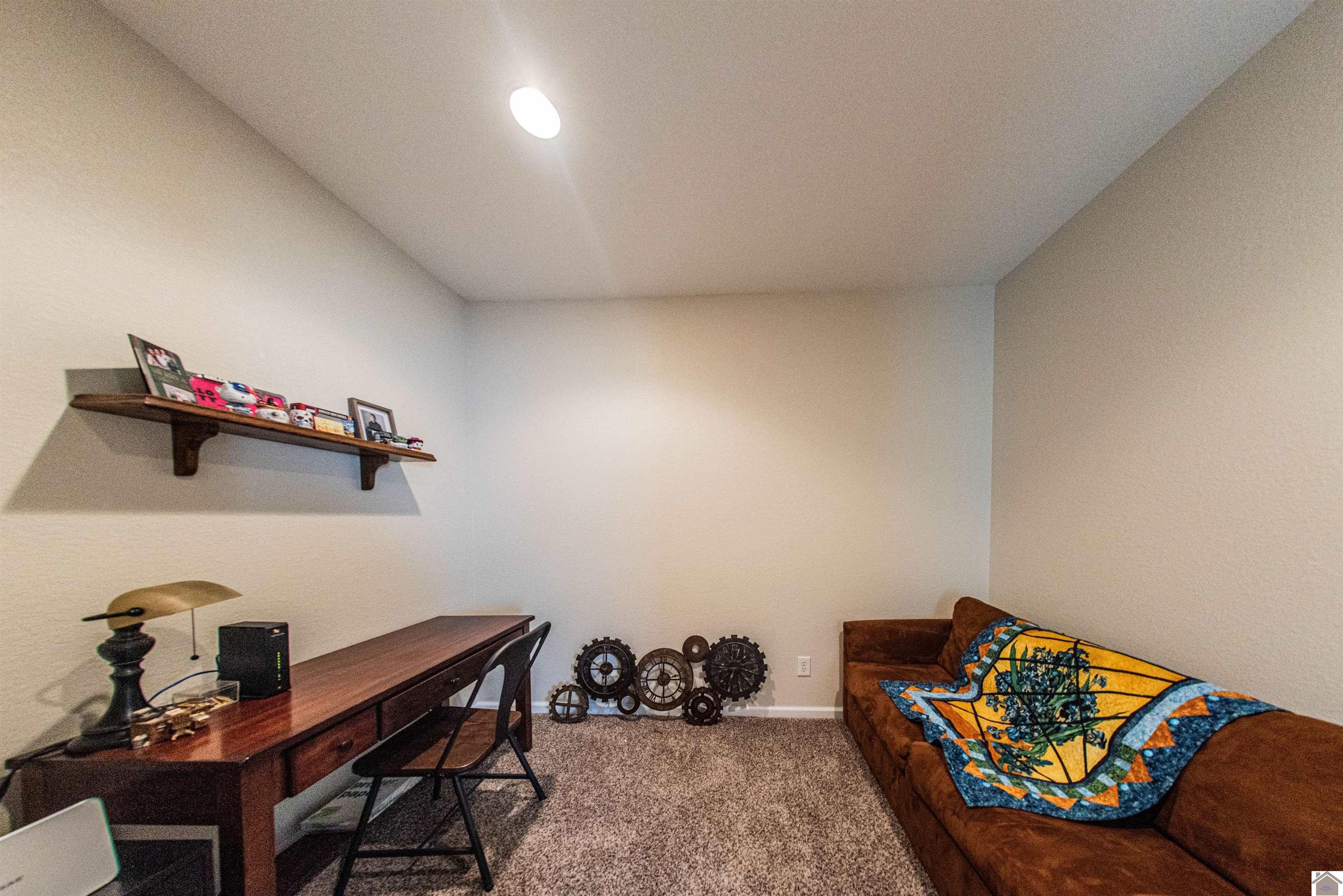 93 Knox Dr